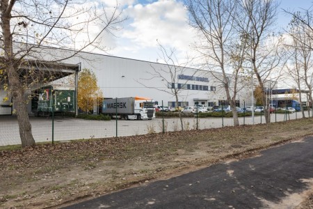 Kühne&Nagel logisztikai csarnok – Kecskemét