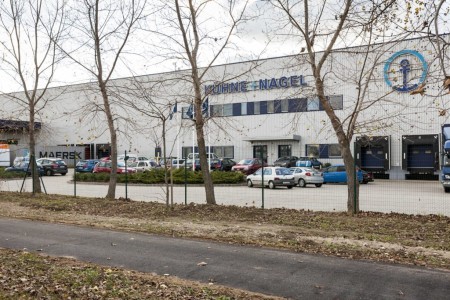 Kühne&Nagel logisztikai csarnok – Kecskemét